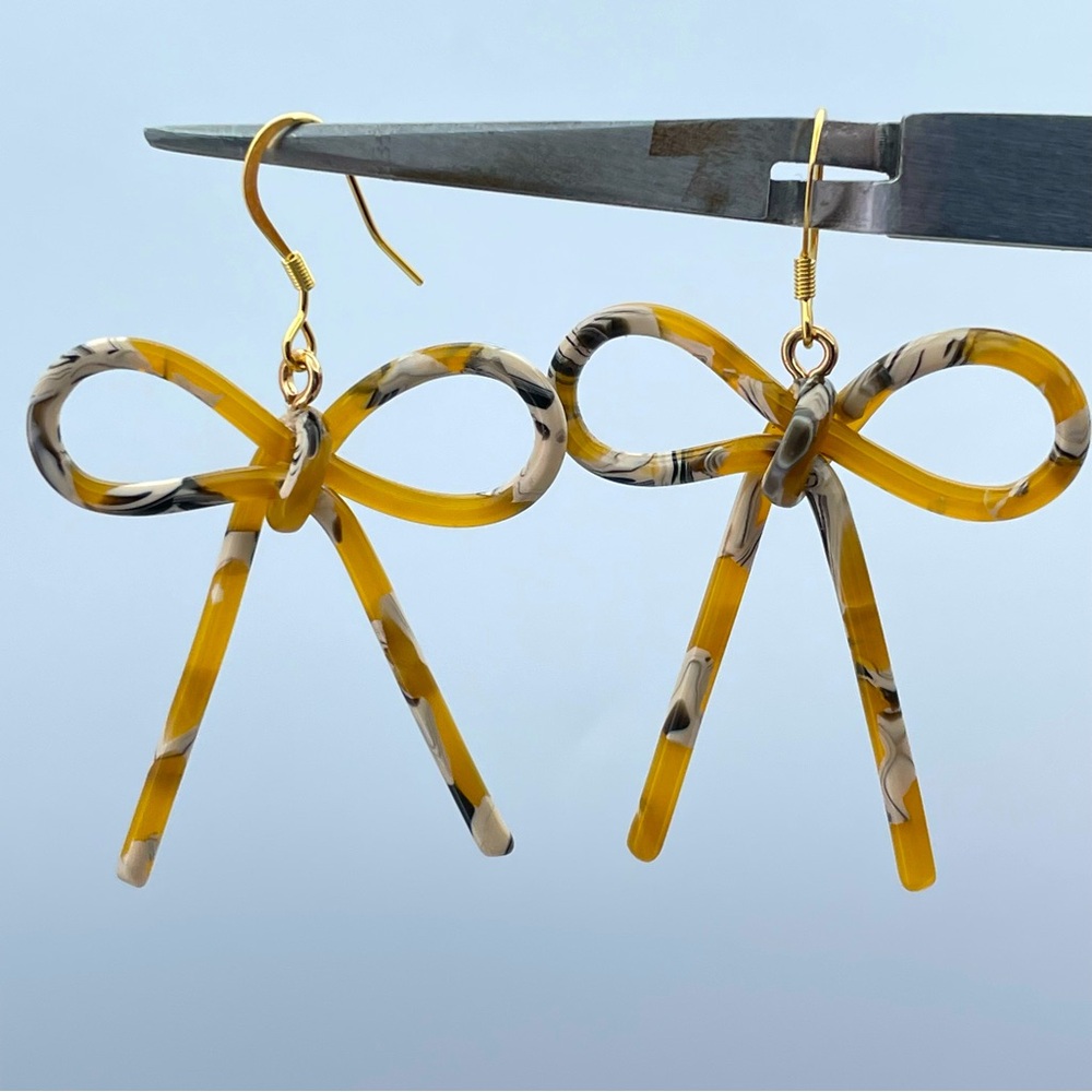 18K Gold Plated Marbled Resin Bow Earrings – Oversized Statement Dangles
